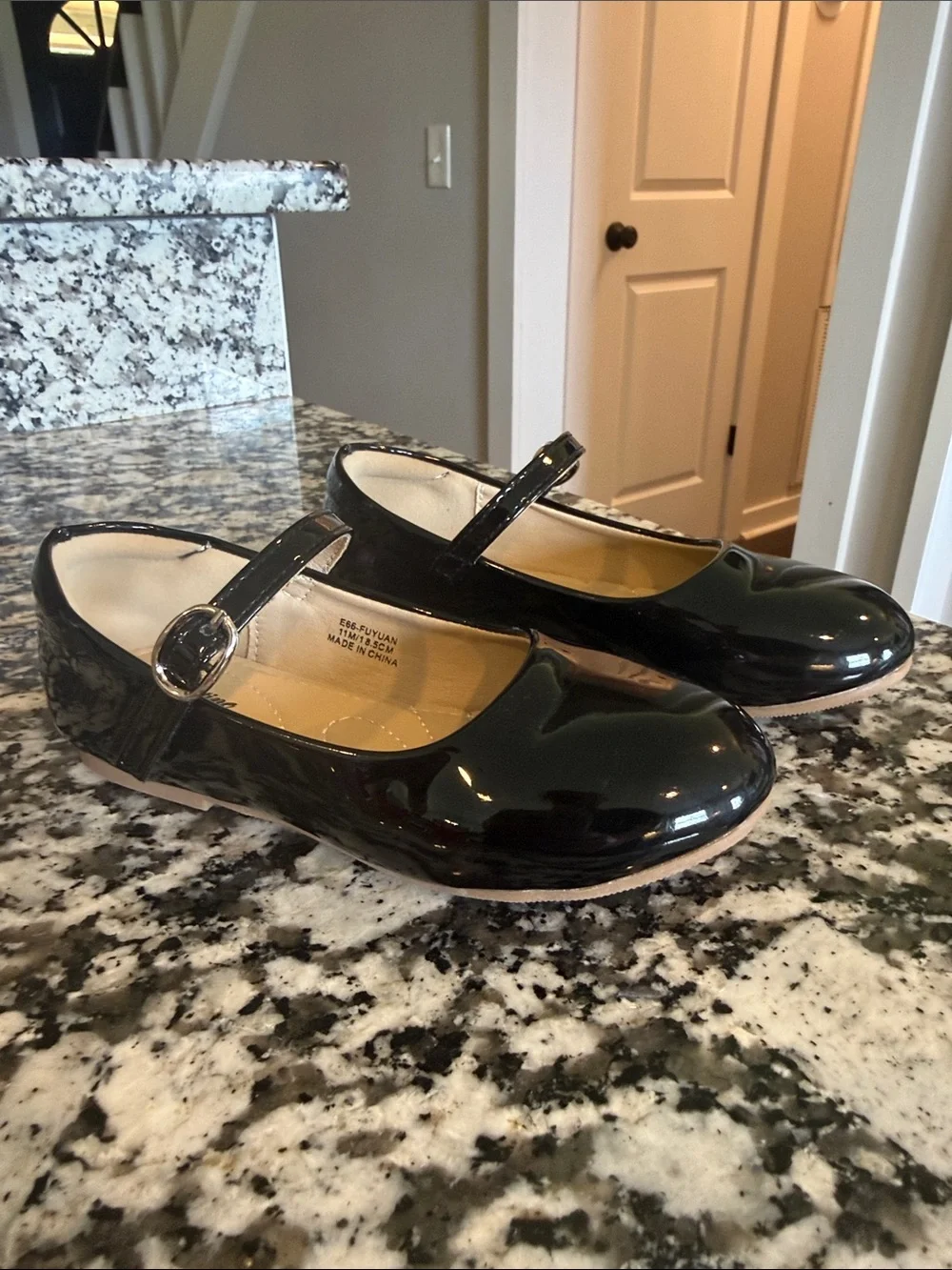 Girls' Black Patent Mary Jane Shoes with Buckle